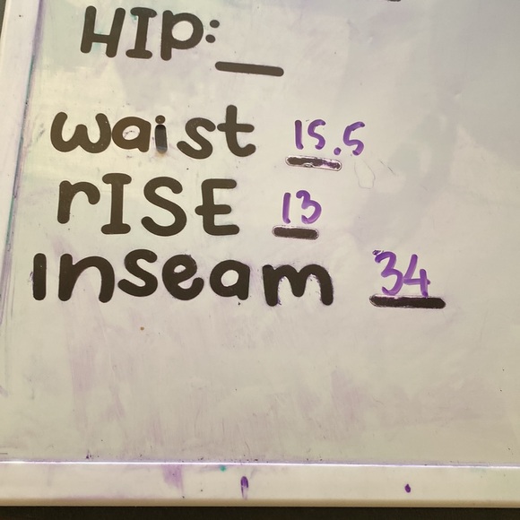 A&F The Loose High Rise Jeans. 29/8L - Picture 4 of 8